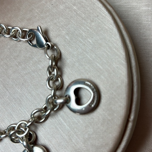 Tiffany & Co. Beautiful Multiple 5 Charm Final price and no bargaining . 68 - Picture 3 of 4